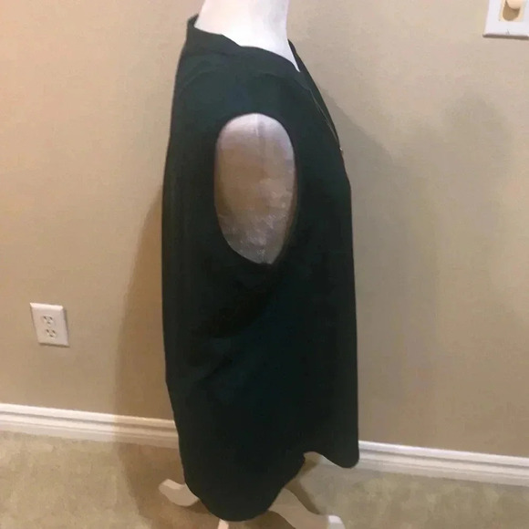 Timeson Dark Green Sleeveless Blouse with Gold Zipper Front Round Hem-L - Picture 5 of 8